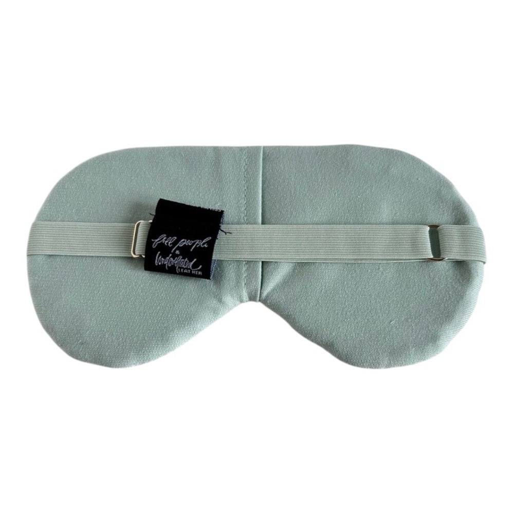 Free People Understated Cooling Leather Face Mask Adjustable Stars Green NIB - Picture 3 of 4